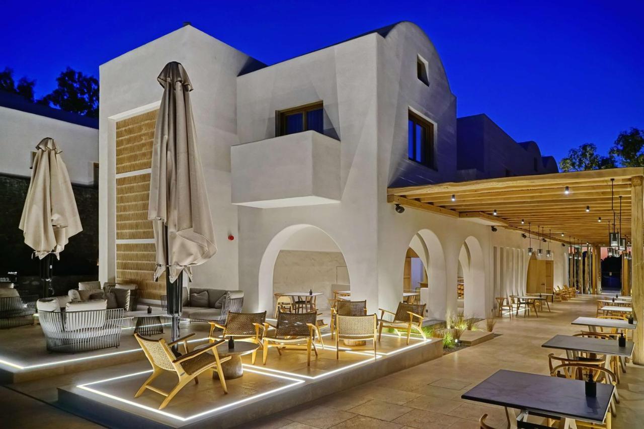 Radisson Blu Zaffron Resort, Santorini (Adults Only) Kamari  Exterior photo